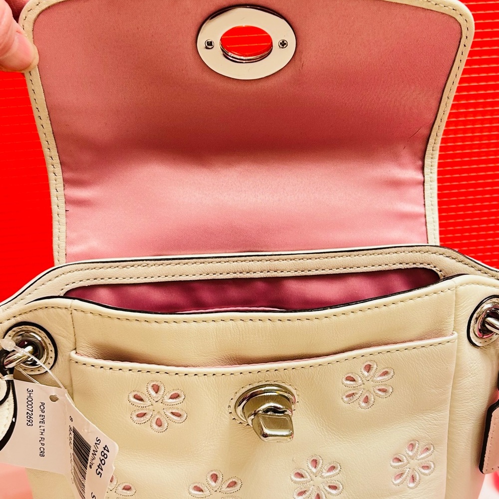 💰SOLD💰Coach Tea Flower Small Crossbody - Picture 6 of 13